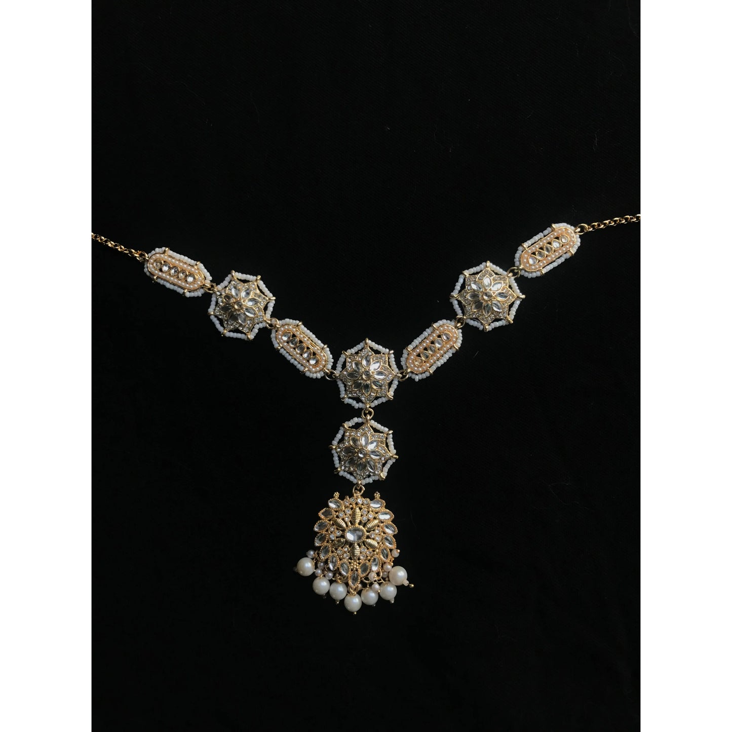 Luxury Matha Pati with Kundan & Pearl Detailing – Gold-Tone Finish