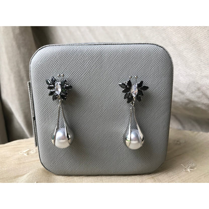 Midnight Bloom Drop Earrings | Elegant Pearl Jewelry