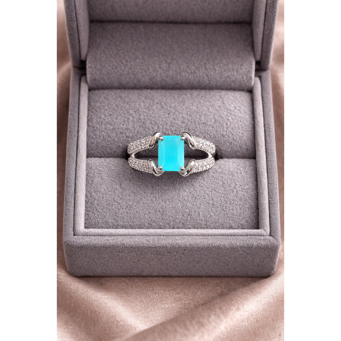 Radiant Square-Cut Adjustable Ring – Gold & Silver Variants