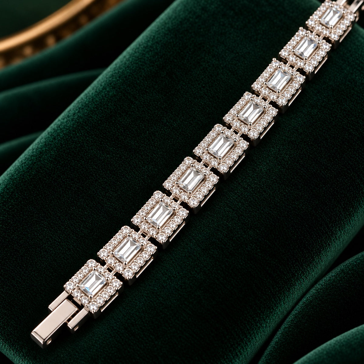 The Framed Link Bracelet