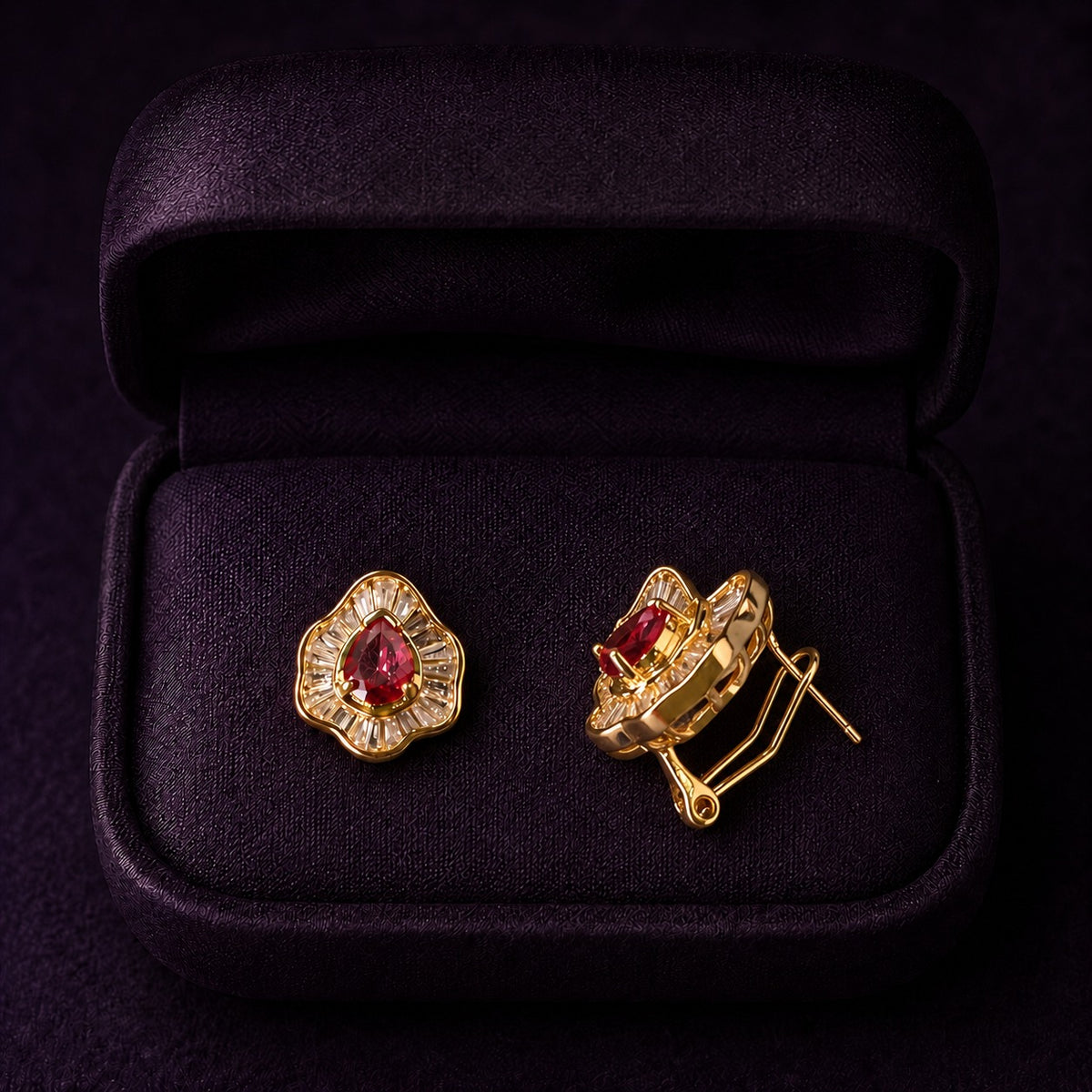 Teardrop Crest Studs- 2 Colours